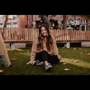 Meet your Posher, Mia